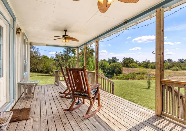 Photo 4 of House for sale at 550 County Rd 471, Thrall, TX 76578 | MLS# 5717660 | Listing updated on 2026-10-07