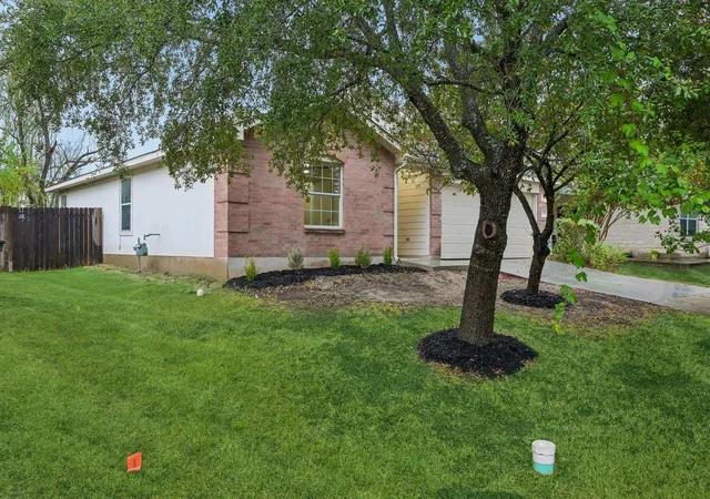Photo 1 of Single family home for sale at 720 Goldenrod St, Kyle, TX 78640 | MLS# 4722323 | Listing updated on 2026-10-07