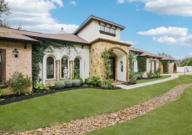 Photo 2 of Single family home for sale at 5005 Mcintyre Cir, Austin, TX 78734 | MLS# 5245708 | Listing updated on 2026-10-02