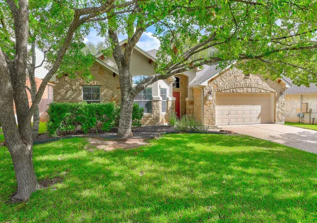 Photo 3 of Single family home for sale at 6413 York Brg Cir, Austin, TX 78749 | MLS# 4191638 | Listing updated on 2026-10-09