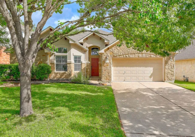 Photo 4 of Single family home for sale at 6413 York Brg Cir, Austin, TX 78749 | MLS# 4191638 | Listing updated on 2026-10-09