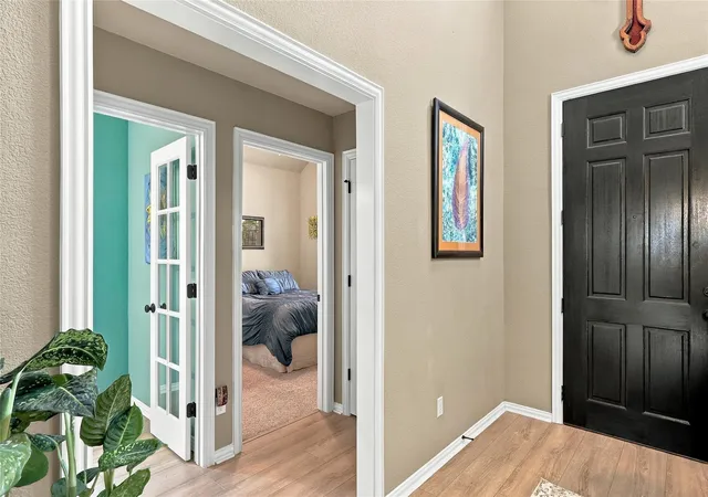 Photo 2 of Single family home for sale at 320 Fort Cobb Way, Georgetown, TX 78628 | MLS# 9898227 | Listing updated on 2026-10-02