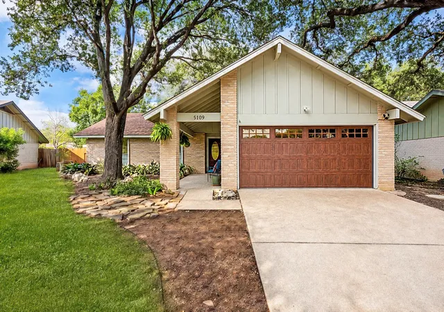 Photo 1 of Single family home for sale at 5109 Fort Mason Dr, Austin, TX 78745 | MLS# 2610521 | Listing updated on 2026-10-02
