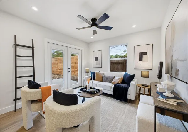 Photo 1 of Single family home for sale at 400 Chippendale Ave, Austin, TX 78745 | MLS# 2370879 | Listing updated on 2026-10-07