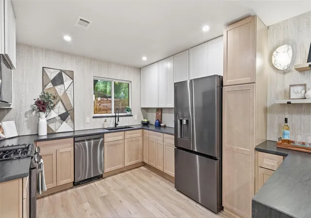 Photo 3 of Single family home for sale at 400 Chippendale Ave, Austin, TX 78745 | MLS# 2370879 | Listing updated on 2026-10-07