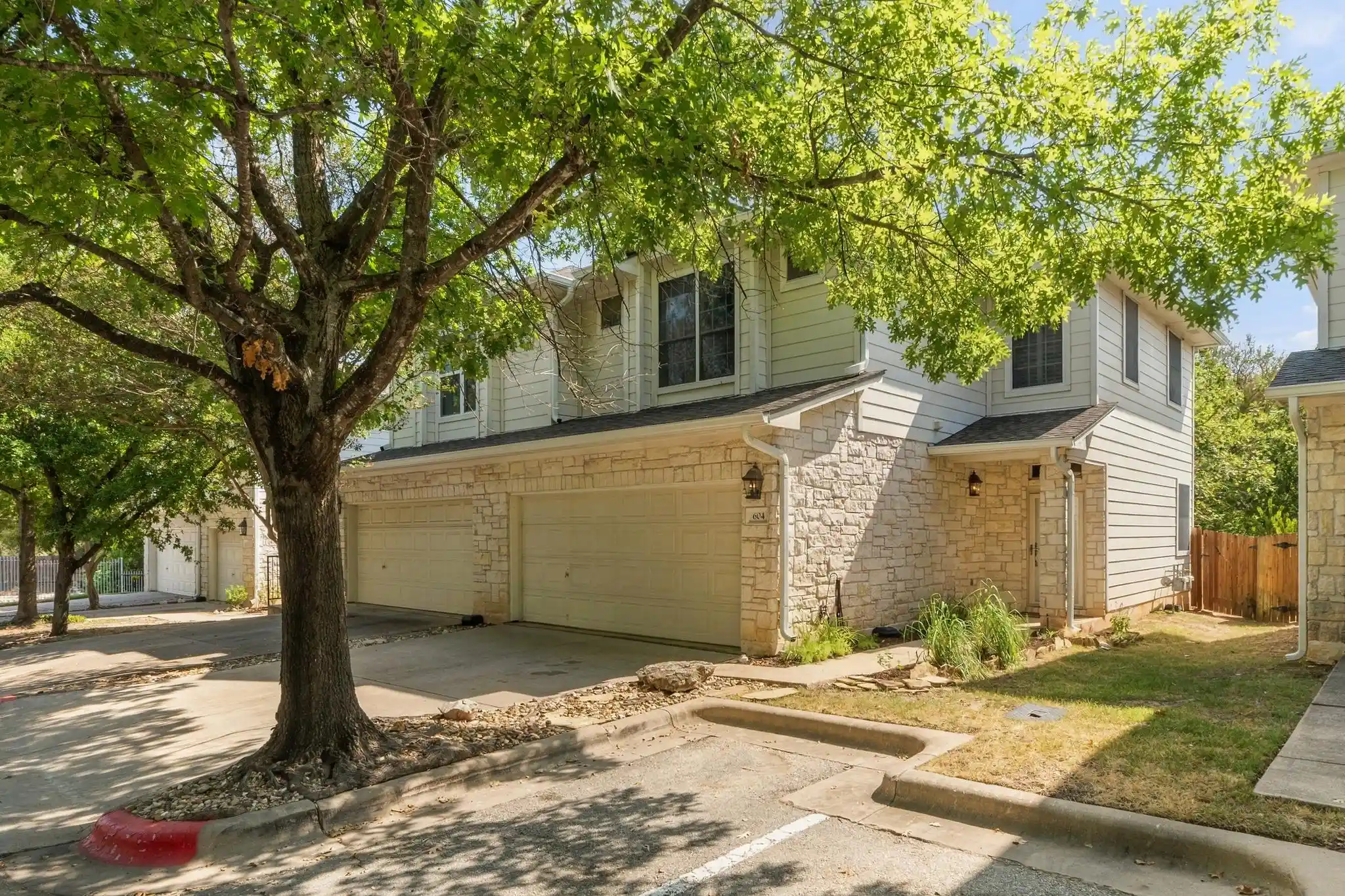 Listing Photo 2 - Condo for sale in 4508 Duval Rd located at 4508 Duval Rd, Austin, TX 78727 - Unit #604