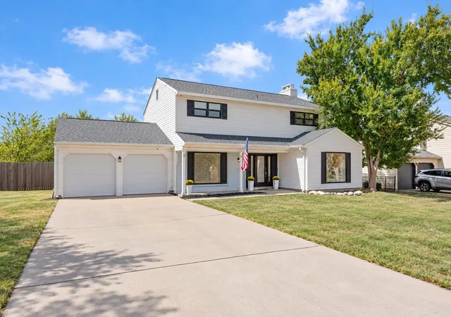 Photo 2 of Single family home for sale at 1706 Lime Rock Dr, Round Rock, TX 78681 | MLS# 1793602 | Listing updated on 2026-10-03