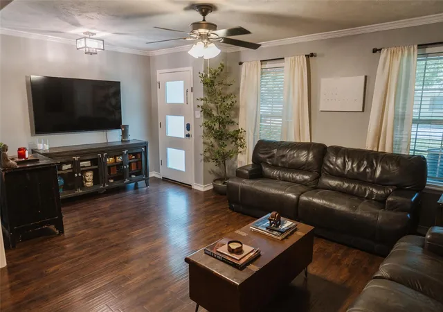 Photo 3 of Single family home for sale at 1200 Garden Ln, Bryan, TX 77802 | MLS# 5573687 | Listing updated on 2026-10-02