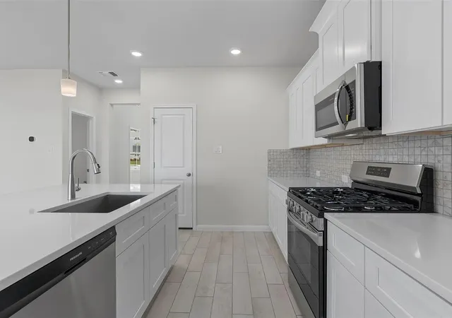 Photo 2 of Single family home for sale at 153 Arena Dr, Liberty Hill, TX 78642 | MLS# 4422759 | Listing updated on 2026-10-04