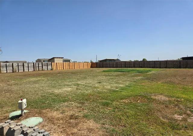 Photo 3 of Manufactured home for sale at 166 Brown Pelican Dr, Del Valle, TX 78617 | MLS# 7665706 | Listing updated on 2026-10-02