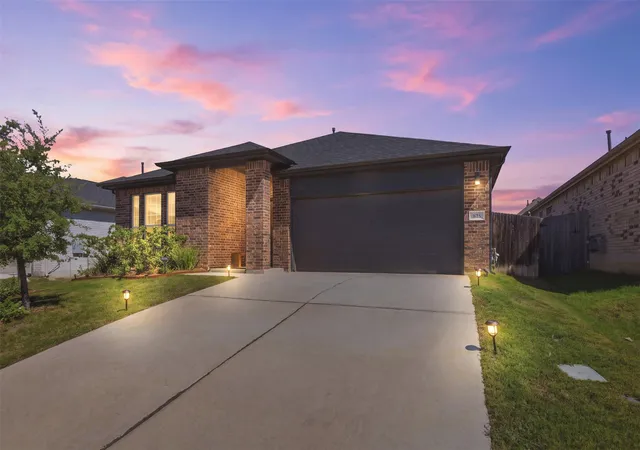Photo 1 of Single family home for sale at 333 Diamondleaf Dr, Buda, TX 78610 | MLS# 4344623 | Listing updated on 2026-10-09