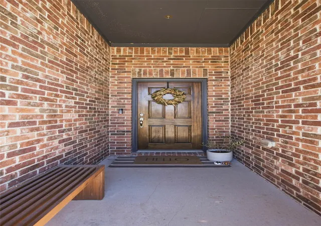 Photo 3 of Single family home for sale at 333 Diamondleaf Dr, Buda, TX 78610 | MLS# 4344623 | Listing updated on 2026-10-09