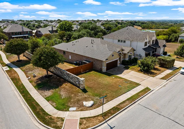 Photo 3 of Single family home for sale at 101 Fort Richardson Dr, Georgetown, TX 78628 | MLS# 5179810 | Listing updated on 2026-10-02