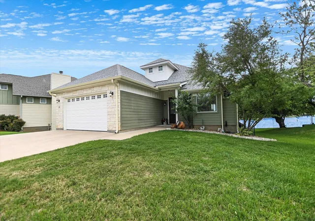 Photo 2 of Single family home for sale at 503 Shorewood Cir, Granite Shoals, TX 78654 | MLS# 8748827 | Listing updated on 2026-10-04