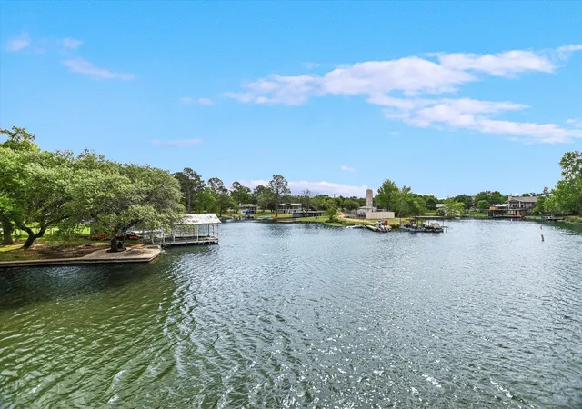 Photo 3 of Single family home for sale at 503 Shorewood Cir, Granite Shoals, TX 78654 | MLS# 8748827 | Listing updated on 2026-10-04