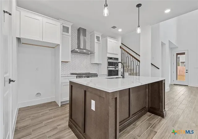 Photo 3 of Single family home for sale at 165 Arena Dr, Liberty Hill, TX 78642 | MLS# 9176784 | Listing updated on 2026-10-12