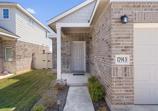 Photo 4 of Condo for sale at 17913 Cipresso Way, Pflugerville, TX 78660 | MLS# 1274844 | Listing updated on 2026-10-24
