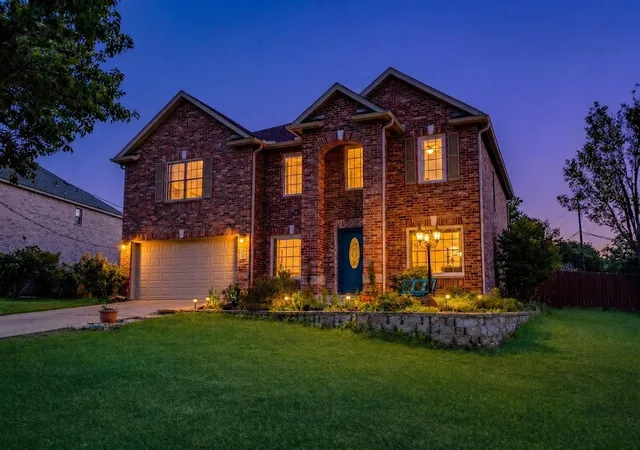 Photo 1 of Single family home for sale at 200 S Prairie Ln, Georgetown, TX 78633 | MLS# 9171782 | Listing updated on 2026-10-26