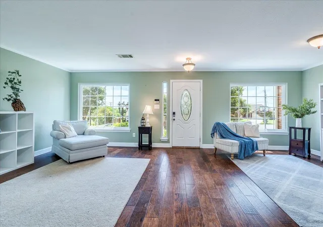 Photo 3 of Single family home for sale at 200 S Prairie Ln, Georgetown, TX 78633 | MLS# 9171782 | Listing updated on 2026-10-26