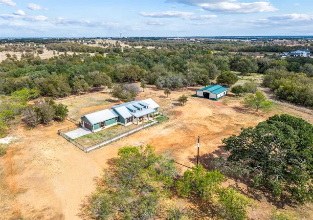 Photo 3 of Single family home for sale at 301 County Rd 491, Elgin, TX 78621 | MLS# 5314575 | Listing updated on 2026-10-06