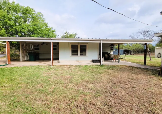 Photo 3 of Single family home for sale at 1208 Prairie Crk Rd, Granite Shoals, TX 78654 | MLS# 5242629 | Listing updated on 2026-10-07