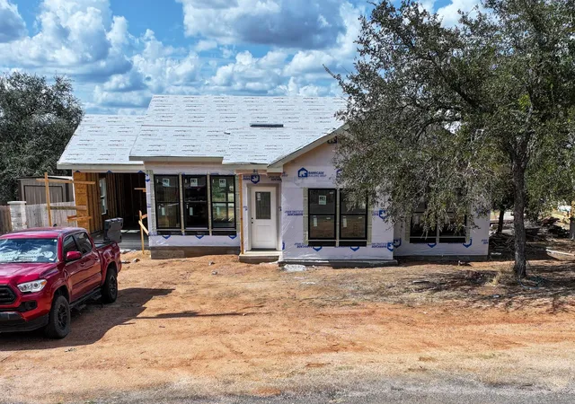 Photo 3 of Single family home for sale at 1802 Redwood Dr, Granite Shoals, TX 78654 | MLS# 2669611 | Listing updated on 2026-10-02