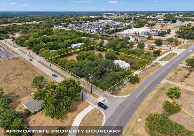 Photo 1 of Single family home for sale at 1809 Main St, Liberty Hill, TX 78642 | MLS# 5956375 | Listing updated on 2026-10-02