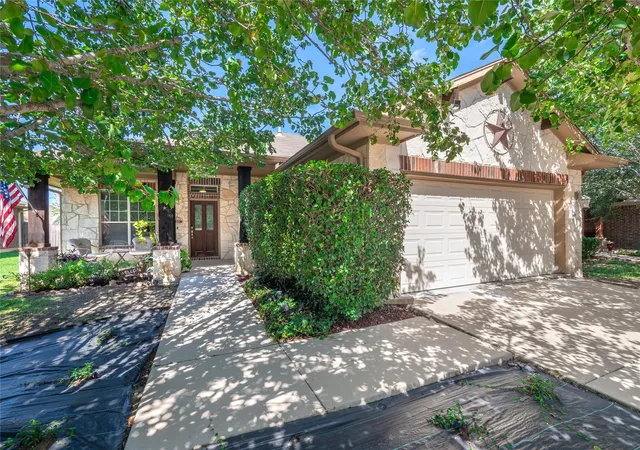 Photo 2 of Single family home for sale at 149 Blossom Valley Strm, Buda, TX 78610 | MLS# 2885923 | Listing updated on 2026-10-21