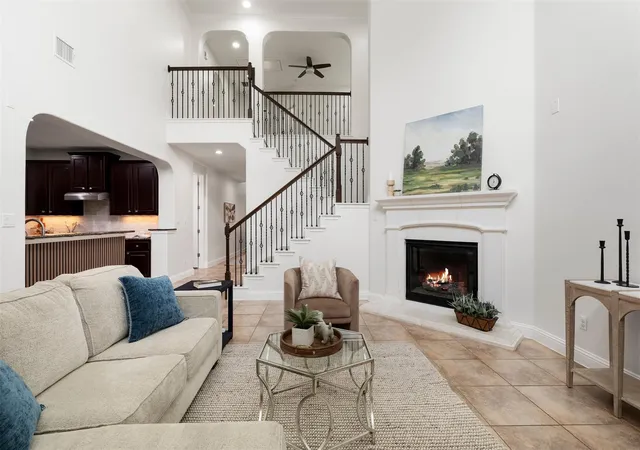 Photo 2 of Single family home for sale at 8624 Alophia Dr, Austin, TX 78739 | MLS# 9088118 | Listing updated on 2026-10-04
