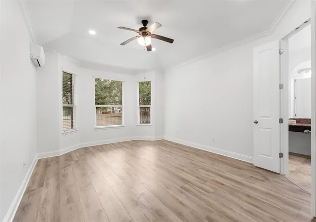 Photo 4 of Single family home for sale at 8624 Alophia Dr, Austin, TX 78739 | MLS# 9088118 | Listing updated on 2026-10-04