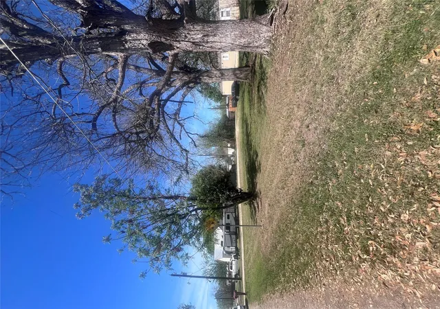 Photo 2 of Land for sale at Tbd Southeast 2nd St, Smithville, TX 78957 | MLS# 7540400 | Listing updated on 2026-10-02