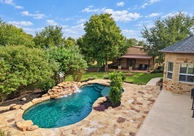 Photo 2 of Single family home for sale at 158 High River Ranch Dr, Liberty Hill, TX 78642 | MLS# 8071142 | Listing updated on 2026-10-02