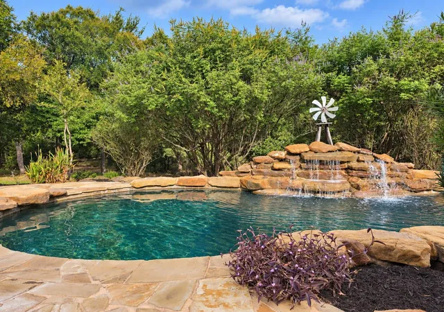 Photo 3 of Single family home for sale at 158 High River Ranch Dr, Liberty Hill, TX 78642 | MLS# 8071142 | Listing updated on 2026-10-02