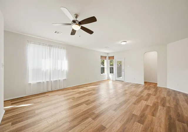 Photo 4 of Single family home for sale at 2008 Fretboard St, Round Rock, TX 78664 | MLS# 5429843 | Listing updated on 2026-10-03