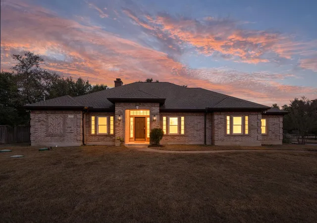 Single family home for sale at 2004 Fountainwood Dr, Georgetown, TX 78633 | MLS# 6398402