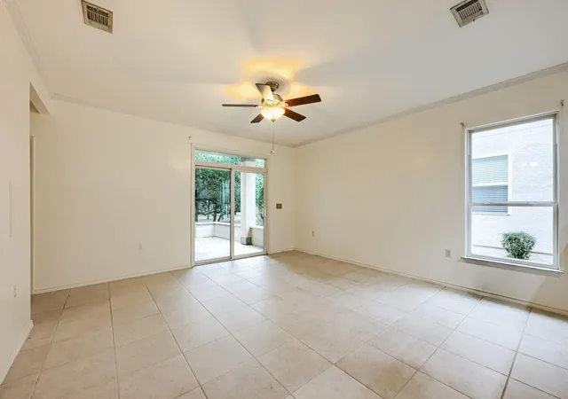 Photo 4 of Single family home for sale at 532 Farm Hl Dr, Georgetown, TX 78633 | MLS# 1062405 | Listing updated on 2026-10-06