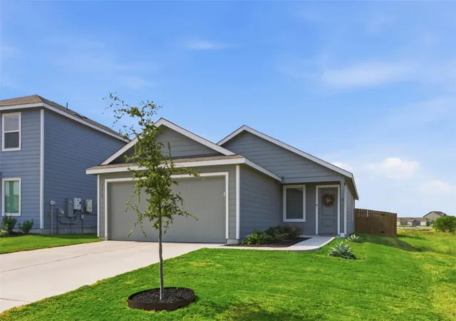 Photo 3 of Single family home for sale at 171 Cattle Queen Rd, Jarrell, TX 76537 | MLS# 9396712 | Listing updated on 2026-10-26