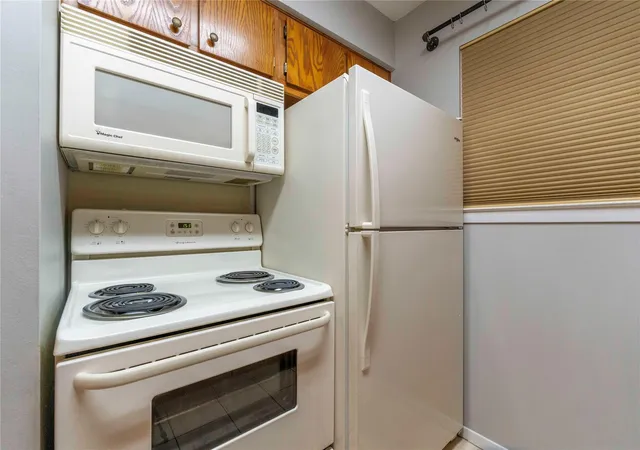 Photo 3 of Condo for sale at 6903 Deatonhill Dr #28, Austin, TX 78745 | MLS# 3322833 | Listing updated on 2026-10-02
