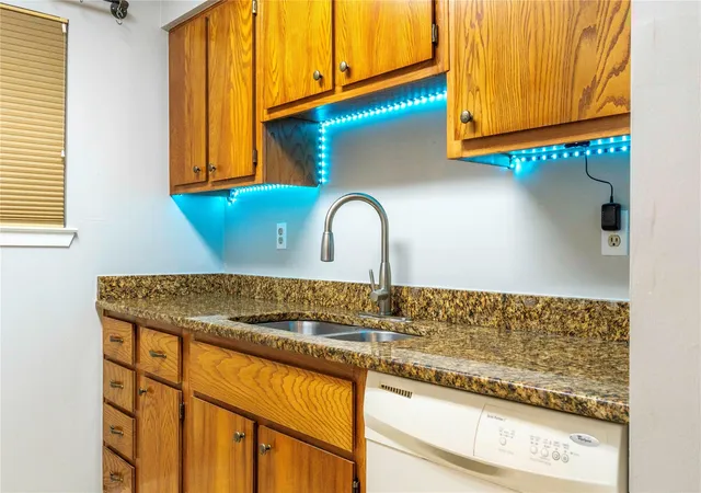 Photo 4 of Condo for sale at 6903 Deatonhill Dr #28, Austin, TX 78745 | MLS# 3322833 | Listing updated on 2026-10-02