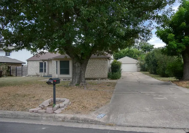 Photo 1 of Single family home for sale at 701 Greenwich Pl, Round Rock, TX 78664 | MLS# 1060539 | Listing updated on 2026-10-02
