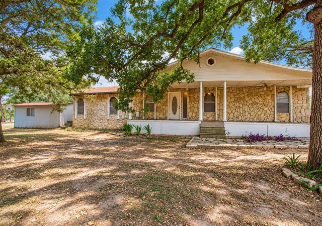 Photo 1 of Single family home for sale at 354 Alta Vista Dr, Bastrop, TX 78602 | MLS# 7187678 | Listing updated on 2026-10-06