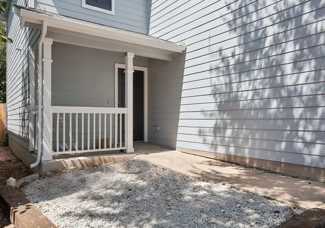 Photo 2 of Single family home for sale at 3512 Sand Dunes Ave, Austin, TX 78744 | MLS# 6353984 | Listing updated on 2026-10-03