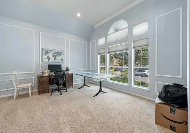 Photo 4 of Single family home for sale at 10416 Walpole Ln, Austin, TX 78739 | MLS# 8696267 | Listing updated on 2026-10-10