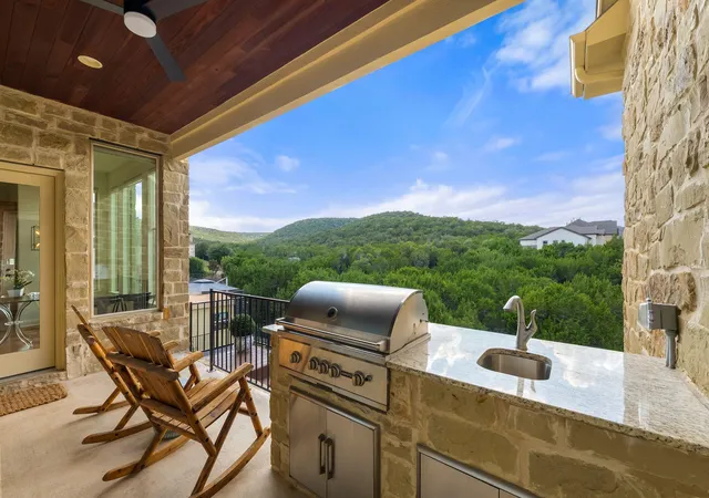 Photo 3 of Single family home for sale at 6016 Osceola Trl, Austin, TX 78738 | MLS# 8693716 | Listing updated on 2026-10-09