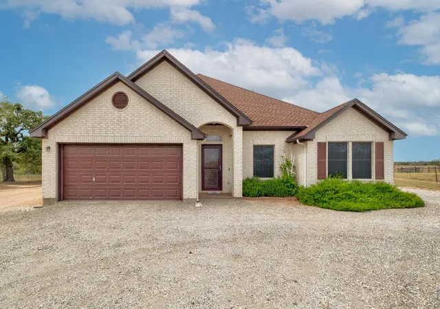 Single family home for sale at 8510 Old Colony Line Rd, Dale, TX 78616 | MLS# 9981267