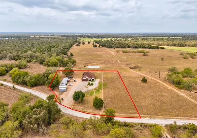 Photo 1 of Single family home for sale at 8510 Old Colony Line Rd, Dale, TX 78616 | MLS# 9981267 | Listing updated on 2026-10-03