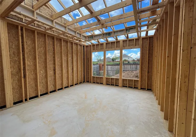 Photo 4 of Single family home for sale at 209 Lost Tree St, Buda, TX 78610 | MLS# 5579641 | Listing updated on 2026-10-03