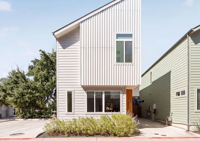 Photo 1 of Single family home for sale at 814 N Bluff Dr #82, Austin, TX 78745 | MLS# 3056580 | Listing updated on 2026-10-28