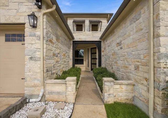 Photo 3 of Single family home for sale at 111 Loysoya St, Bastrop, TX 78602 | MLS# 7739942 | Listing updated on 2026-10-07