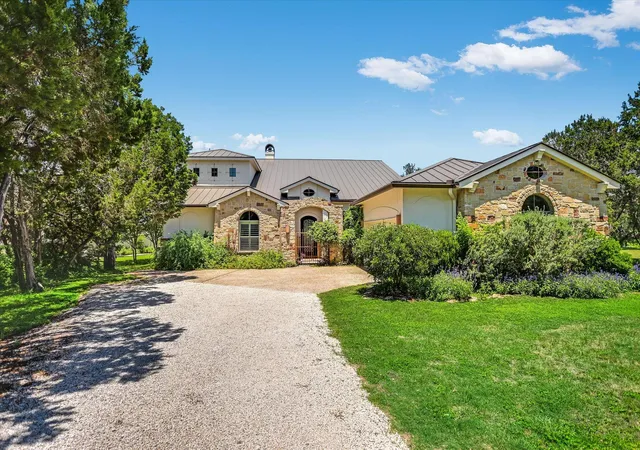 Photo 1 of Single family home for sale at 831 Southriver Rd, Wimberley, TX 78676 | MLS# 2490439 | Listing updated on 2026-10-07